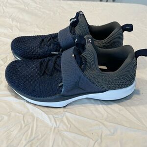 Jordan Trainer 2 Flyknit Sneakers 10.5 Blue 921210-405 used